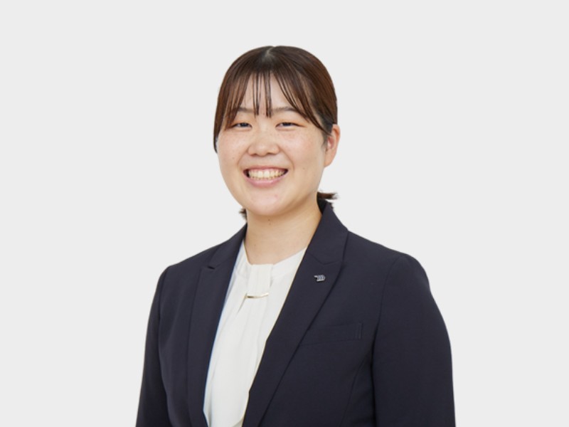 宮本　真衣
